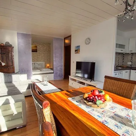 - Haus C, App 0c1210 Appartement